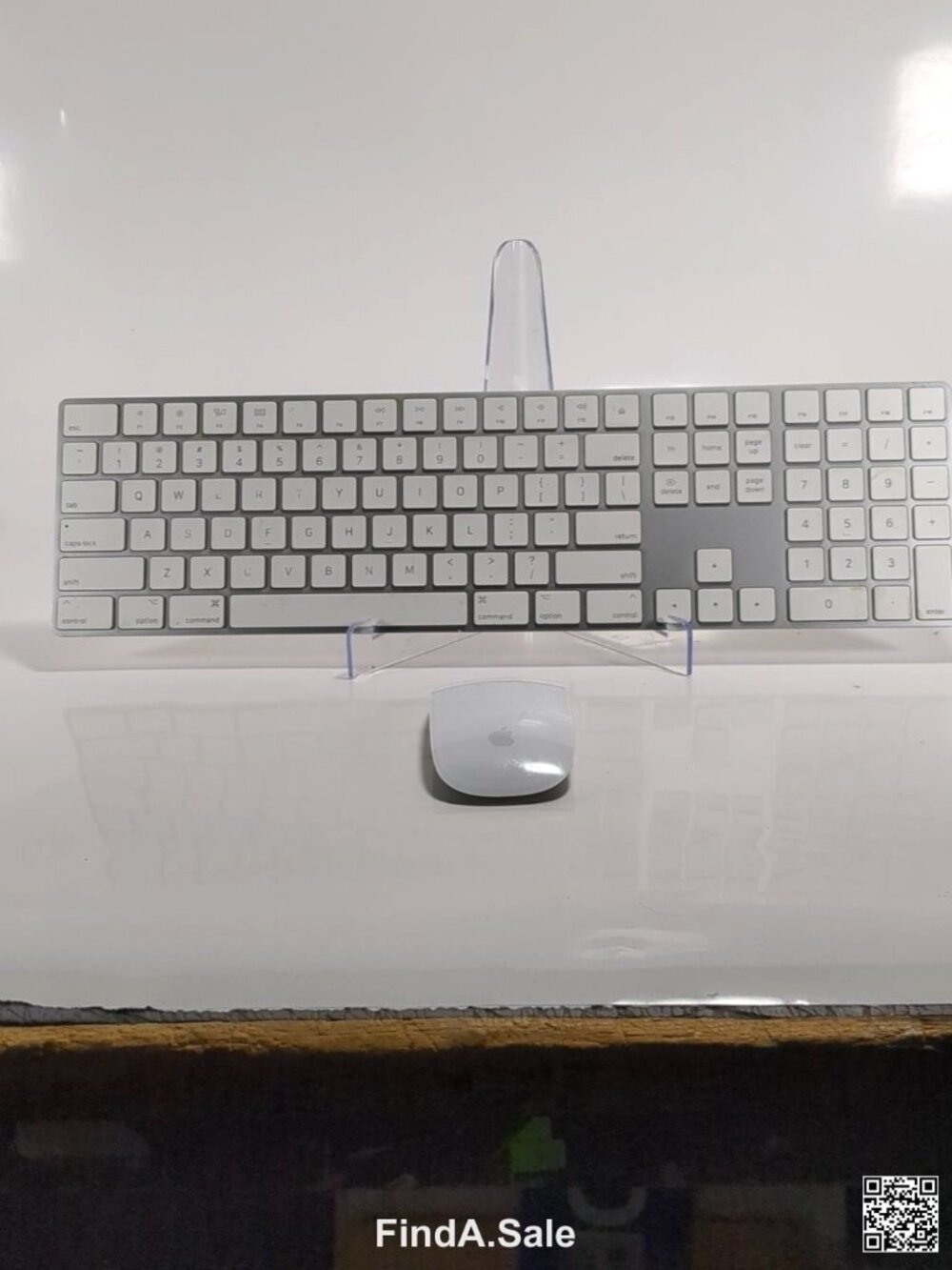 Apple Magic Mouse 2 Wireless with Apple Wireless Keyboard Bundle